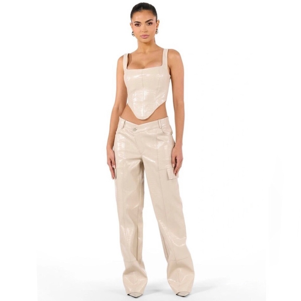Naked Wardrobe Croc V-Waist Pants